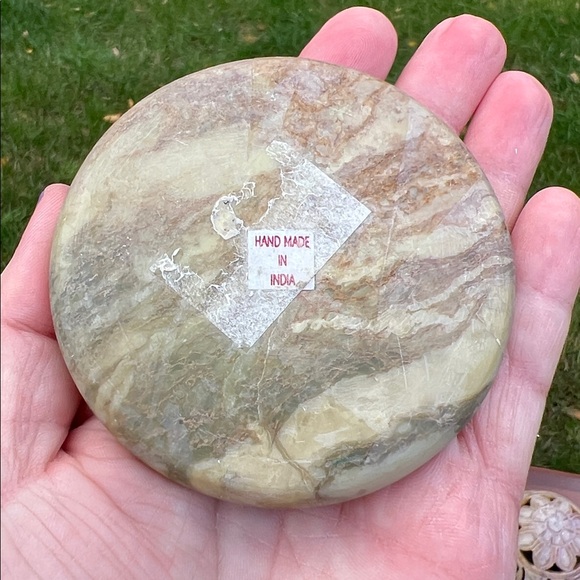 Artisan Hand-Carved Soapstone Sphere Globe Shaped Votive Holder Fairy Lamp - Picture 10 of 11